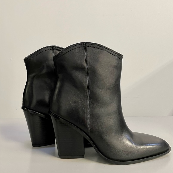 Zara Leather Cowboy ankle boot - Picture 1 of 6